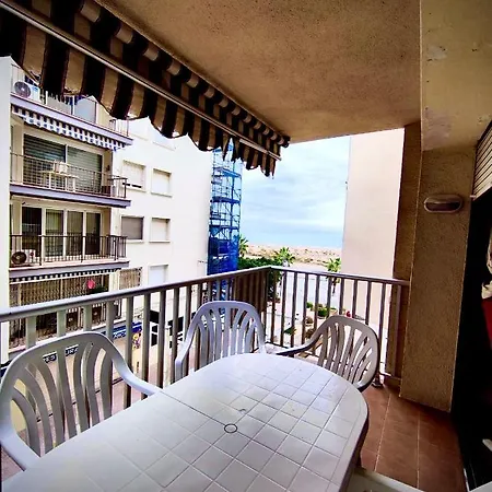 Apartamento Idílico En Primera Linea De Playa Apartamento Torredembarra